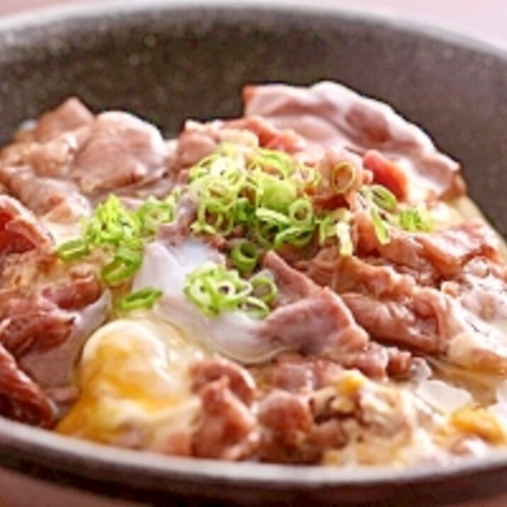 飛騨牛ととろ～りたまごのリッチな牛玉とじ丼